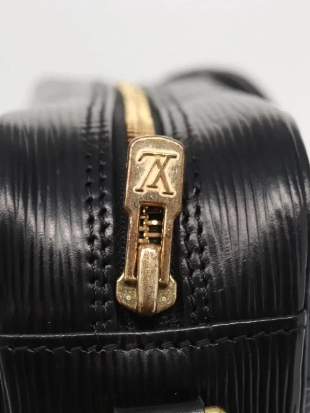 LOUIS VUITTON Epi Trocadero 23 Shoulder Bag Black M52302 LV Auth ep13265 - Picture 12 of 16